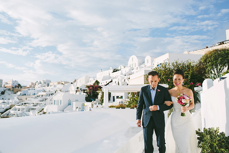 santorini-wedding-ceremony-at-katikies-hotel-photos