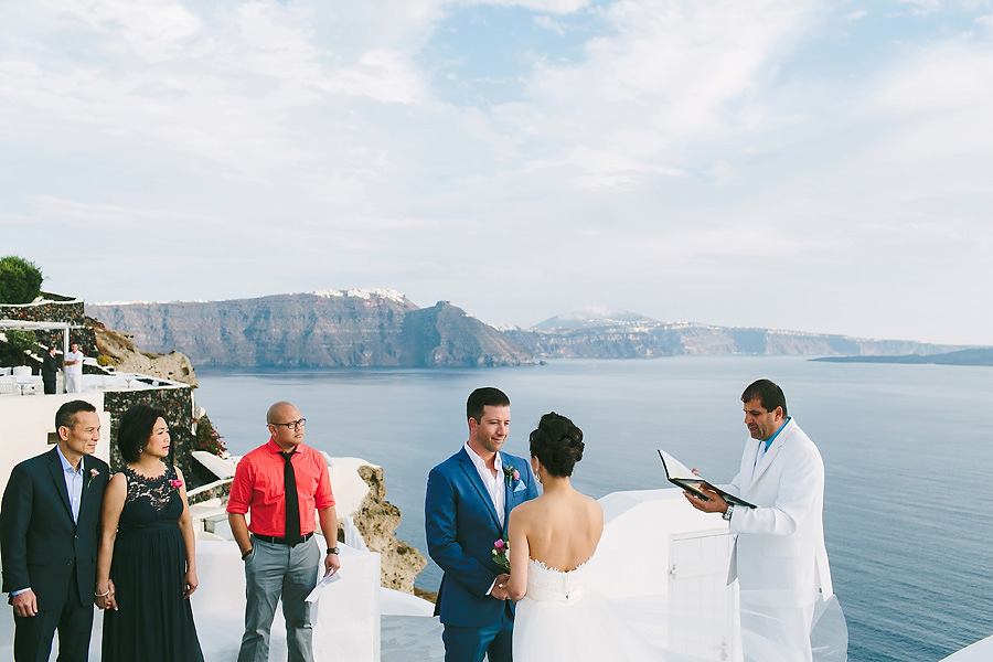 santorini-wedding-ceremony-at-katikies-hotel-photos