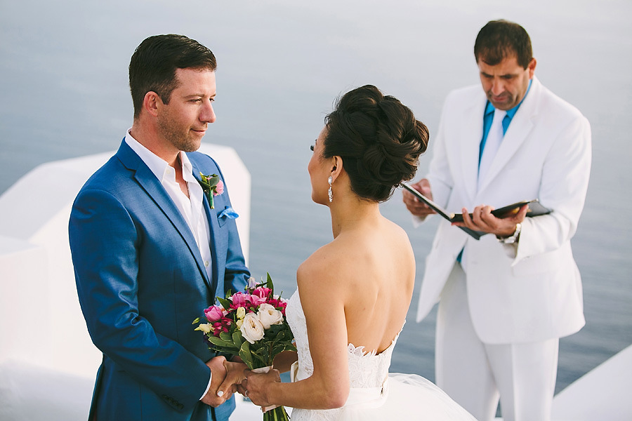 santorini-wedding-ceremony-at-katikies-hotel-photos