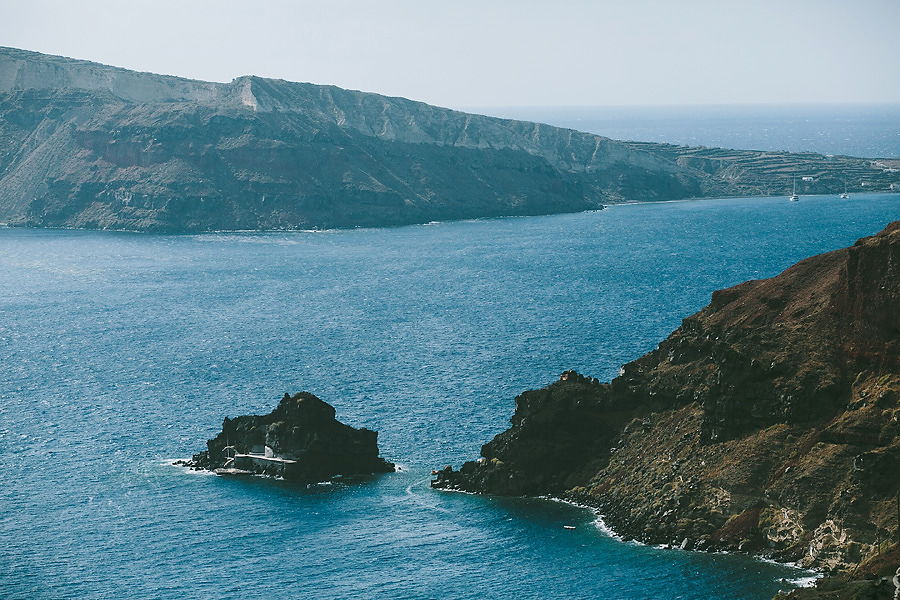 santorini-wedding-ceremony-at-katikies-hotel-photos