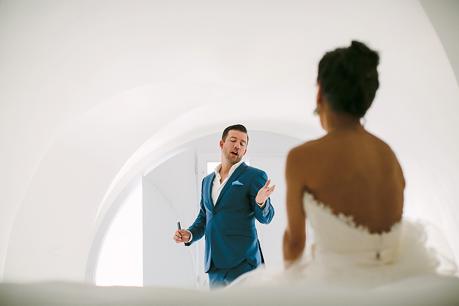 santorini-wedding-ceremony-at-katikies-hotel-photos